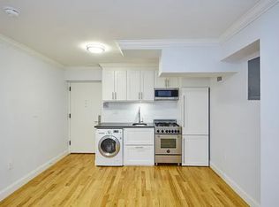 210 E 22nd St APT GLA, New York, NY 10010