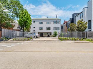 5902 Winsome Ln, Houston, TX 77057