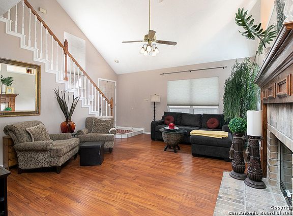 5th image of 5858 Spring Sq