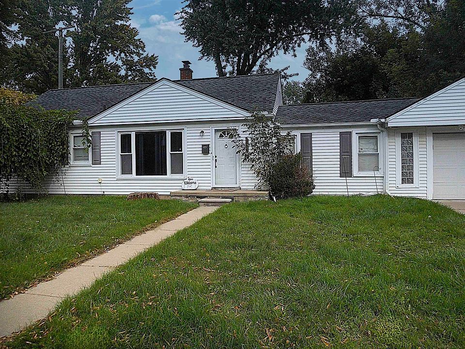 15232 Melrose St, photo 2