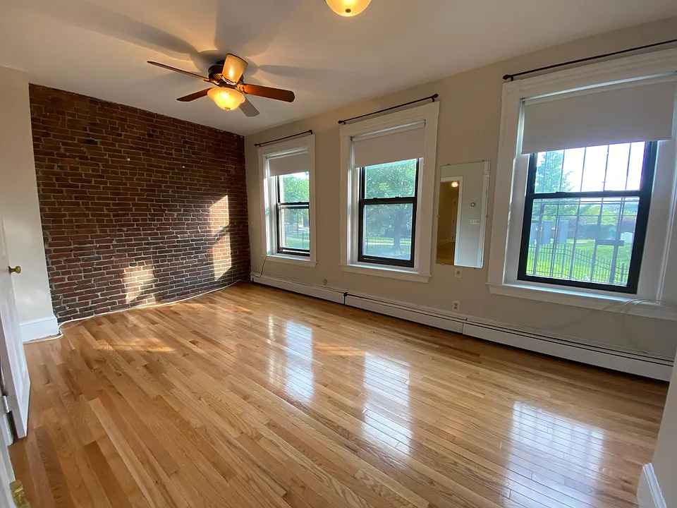 399 Massachusetts Ave #2