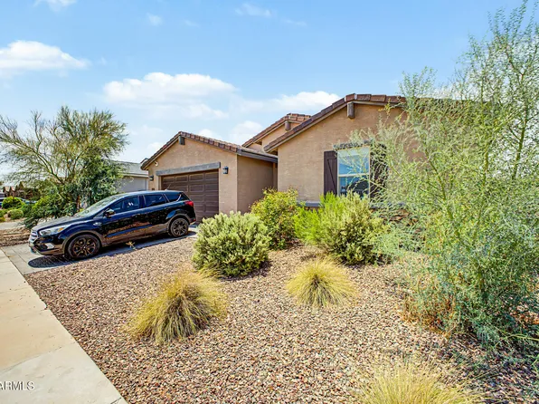 36990 N CAMARILLO Drive, San Tan Valley, AZ 85140