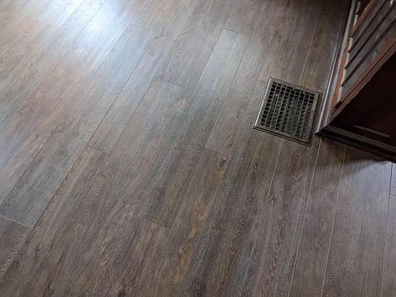 5th image of 1581 Wayne Ave