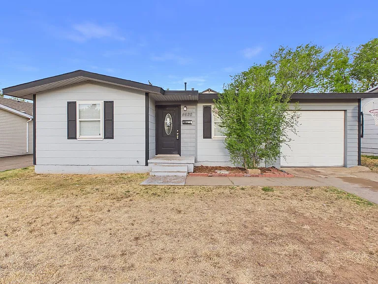 4620 S Hayden St — Photo 2
