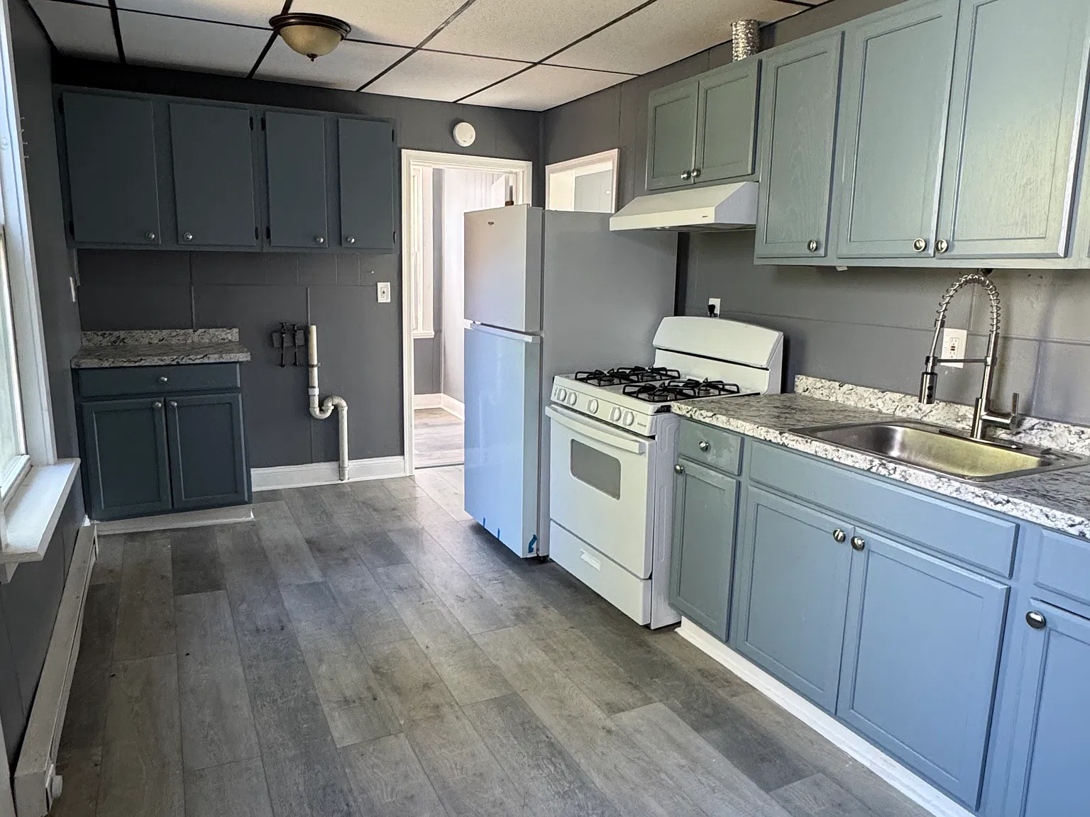 2 bed, $1,250 — Photo 1