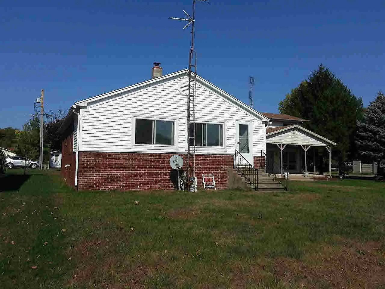 1580 N Shore Dr photo 1