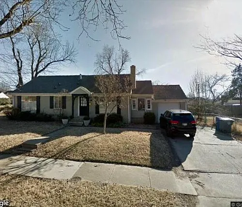 2648 E 13th Pl Photo 1