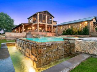 260 Los Encinos Ln, Kerrville, TX 78028