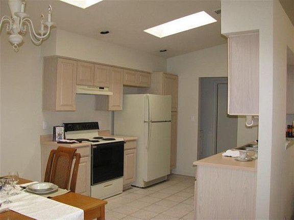 4th image of 11015 Clyburn Park Dr NE