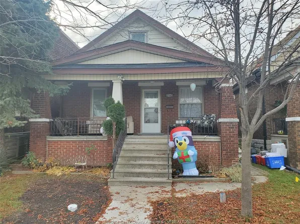 1097 Elsmere Ave, Windsor, ON N9A 2B1