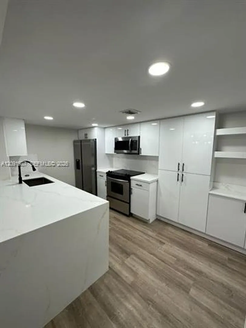 9735 NW 49th Ter cu-414, Doral, FL 33178 — Photo 2