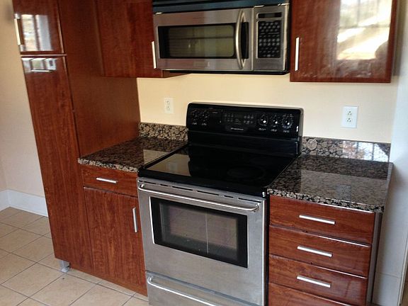 5th image of 518 Woodland Dr