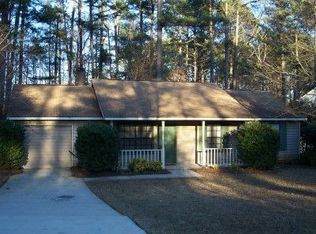 2512 Mistletoe Ln, Snellville, GA