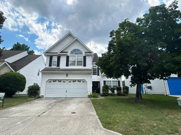 519 Windward Dr, Chesapeake, VA 23320