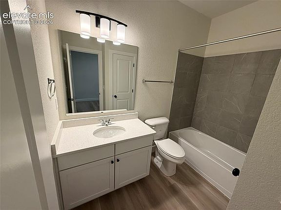 4th image of 5147 Omeara Ct