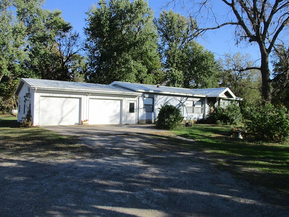 1st image of 3731 NE Highway 7