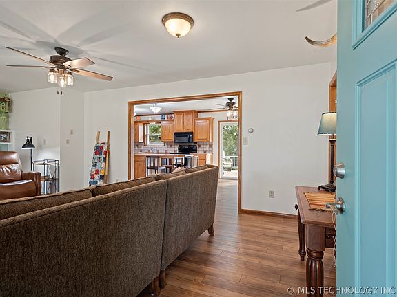 5th image of 448010 E 60th Rd