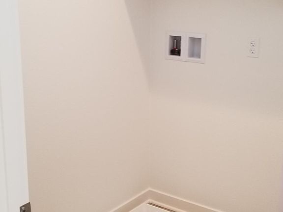 5th image of 45925 Via Vela