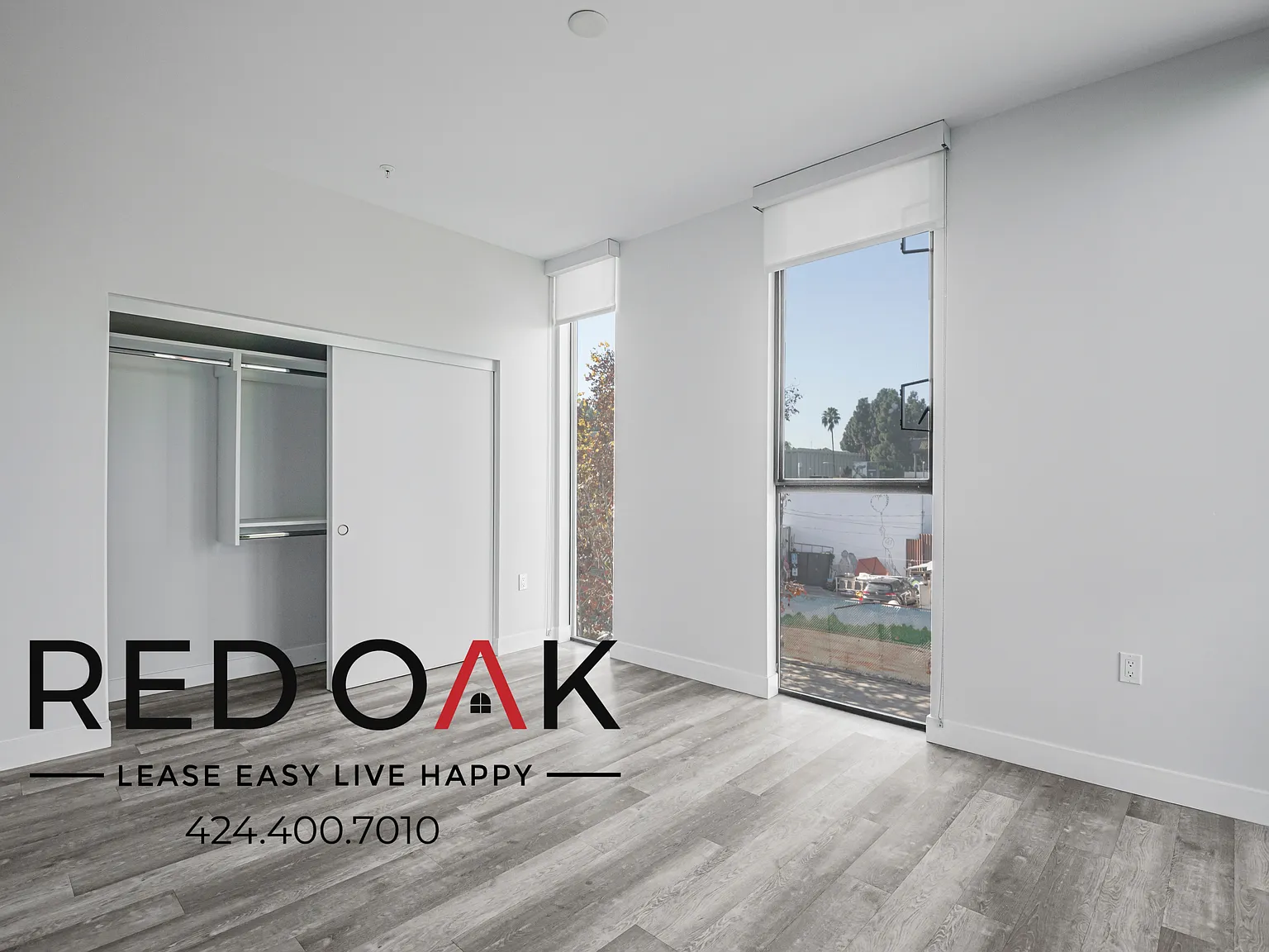 ~6 Weeks Free~ Gorgeous Two Bedroom With Stunning Views, Stainless Steel Appliances, In-Unit Laun... — Photo 2