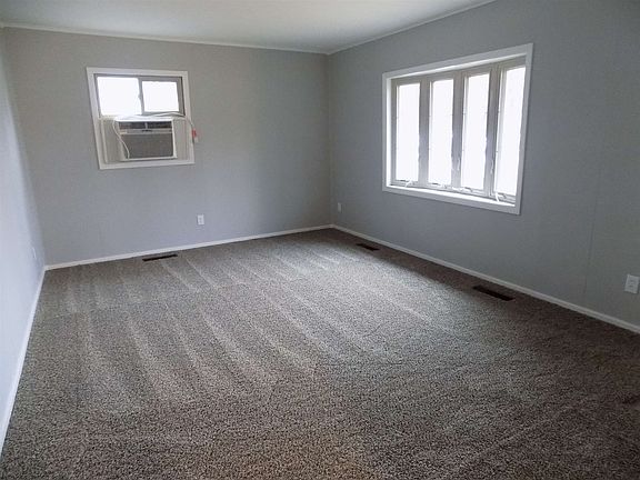 2nd image of 1637 Columbian Ave