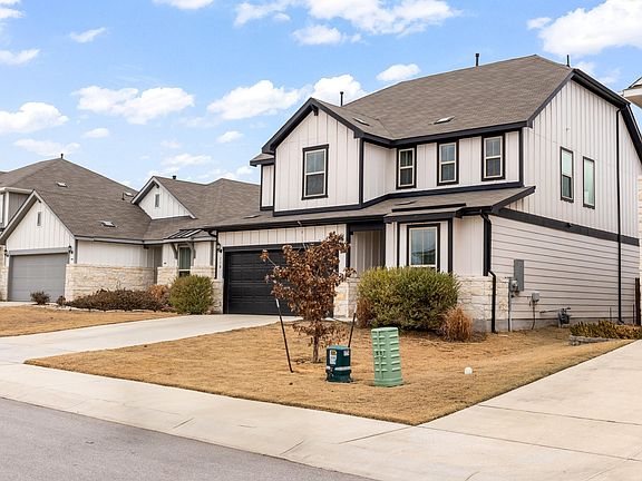 5th image of 118 White Aster Ct