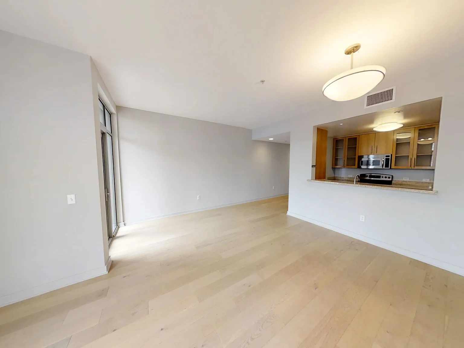 2 bed, 2.0 bath, 1200 sqft, $3,425 — Photo 3