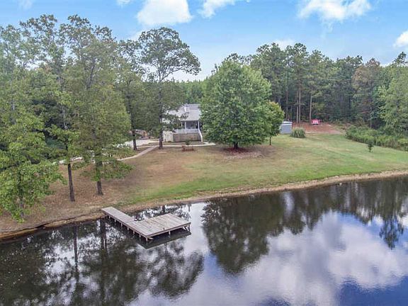 3rd image of 205 Jones Dr