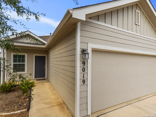 9019 Oak Meadows Run, San Antonio, TX 78250