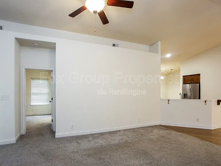 7224 Caley St — Photo 9