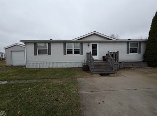 209 Oldbrook Ln, Pt Huron, MI