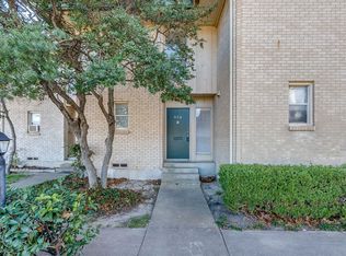 954 S Weatherred Dr, Richardson, TX