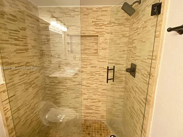 2041 Pompeii Ct #2014 — Photo 25