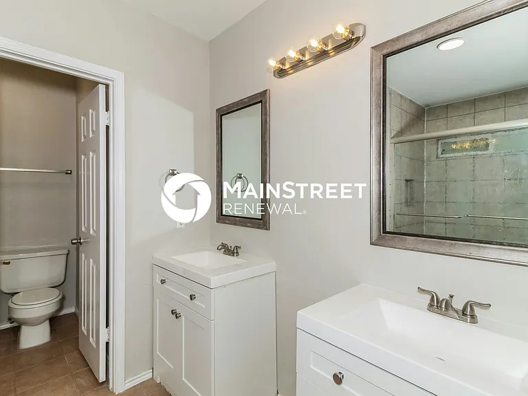 Main Bathroom