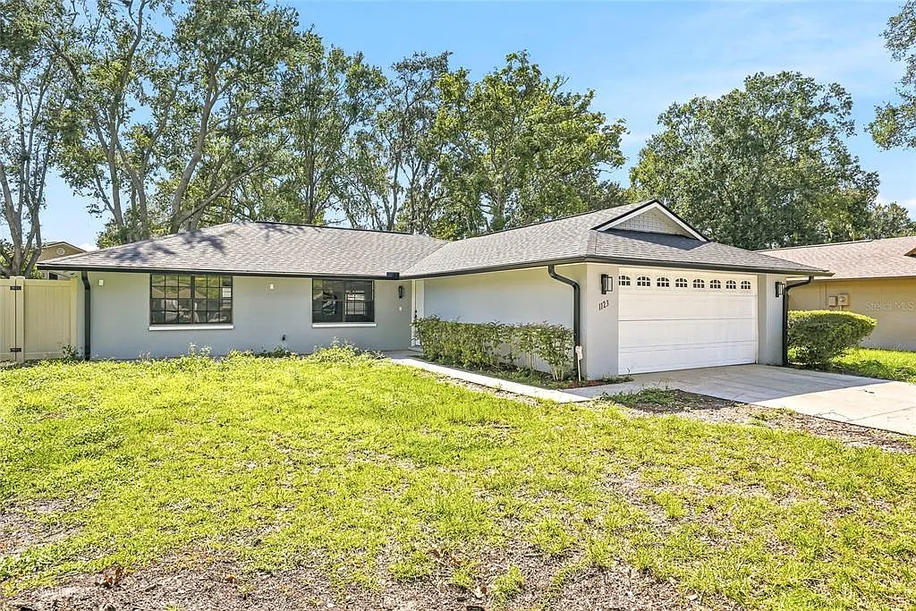 3 bed, 2.0 bath, 1432 sqft, $2,200 — Photo 4