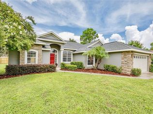 36431 Grand Island Oaks Cir, Grand Island, FL 32735