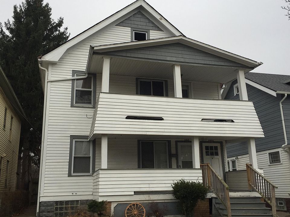 1st image of 3434 W 97th St