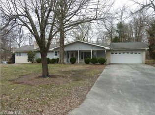 272 Bud Kanoy Rd, Thomasville, NC 27360