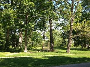 357 S Main St, Oswego, IL