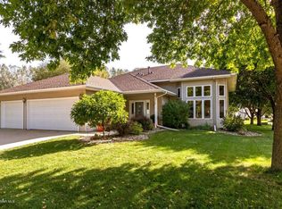 3716 Arbor Dr NW, Rochester, MN 55901