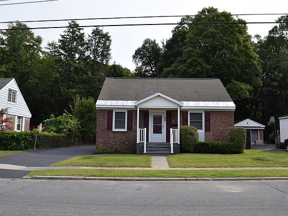 2nd image of 56 Brent St