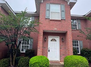 1477 N Donahue Dr APT 504, Auburn, AL 36830