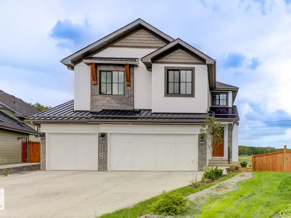 20484 128th Ave NW, Edmonton, AB T5S 0N4