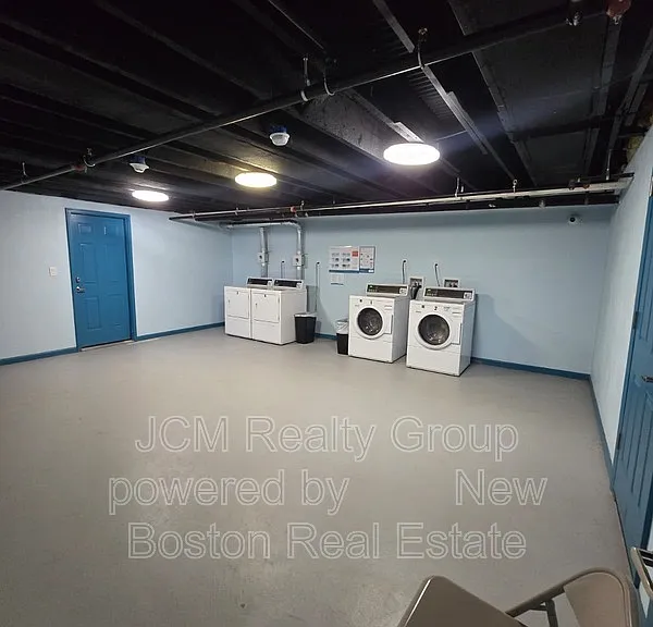 191 N Common St #U — Photo 15