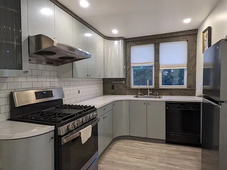 146 Macfarland Ave #2 — Photo 6
