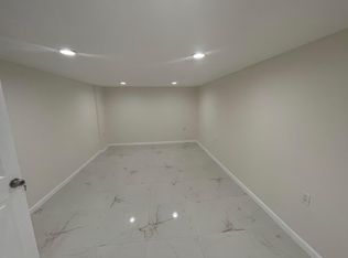 104 Amador St FLOOR 2, Staten Island, NY 10303