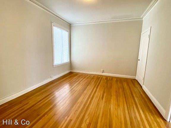 5th image of 3330 Broderick St APT 1