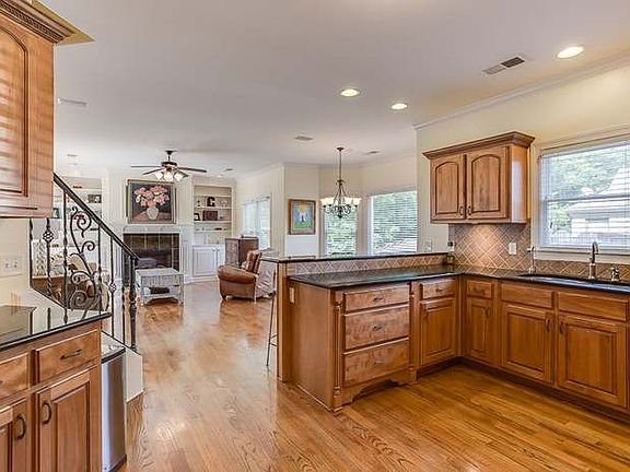 2nd image of 10178 Mackwood Dr