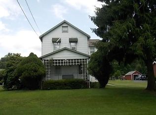 560 Mercer Rd, Butler, PA 16001