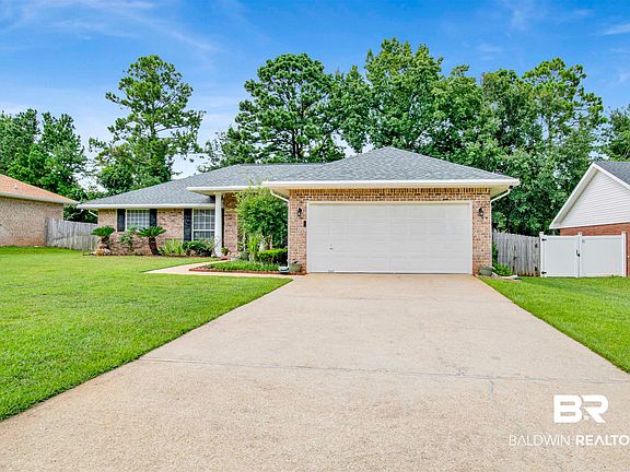 3rd image of 11669 Balsam Ct
