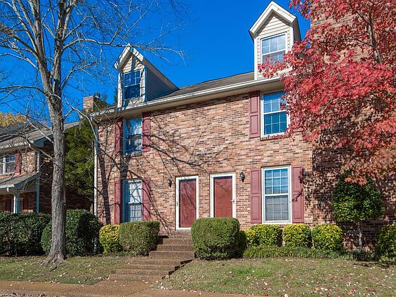 3rd image of 204 Hickory Hill Ct